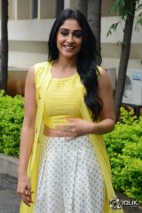 Regina Cassandra At Jyo Achyutananda Movie Success Meet